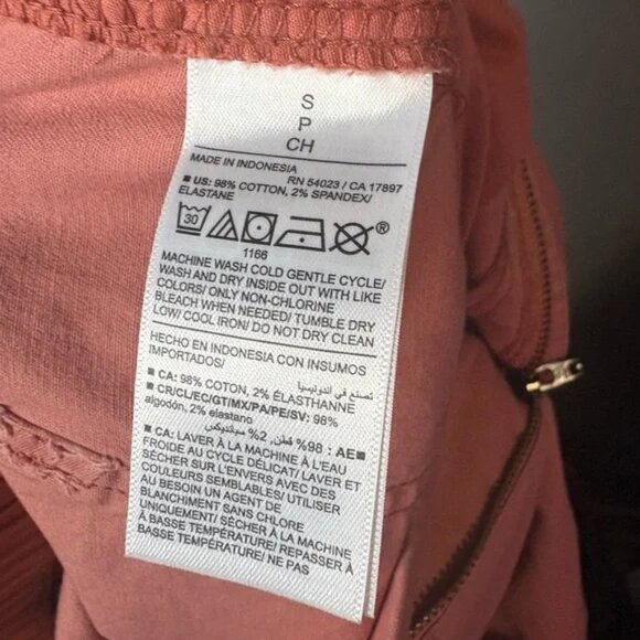 Old Navy size small Peachy Pink Chino Pants stretchy cotton straight leg - Picture 2 of 7